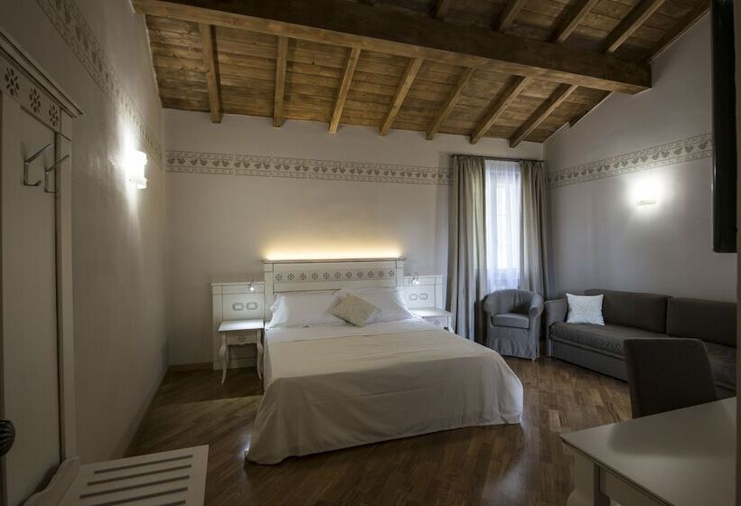 استودیوی لوکس, Sesmones