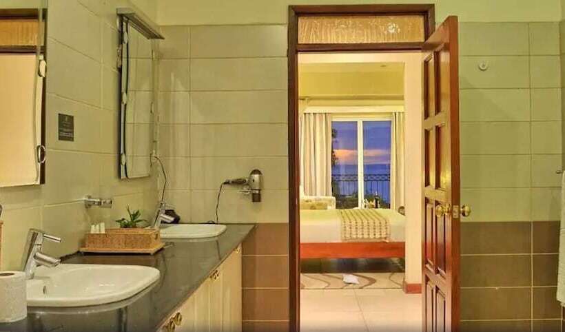 اتاق اجرایی, Sovereign