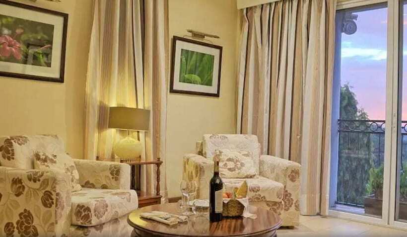 اتاق اجرایی, Sovereign