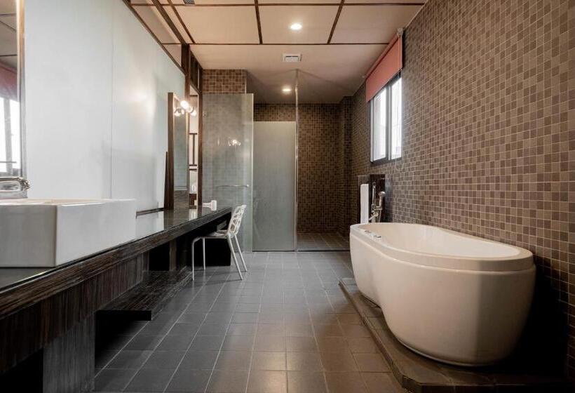 غرفة قياسية, Tian Xia Ju