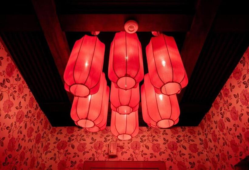 غرفة ديلوكس, Tian Xia Ju