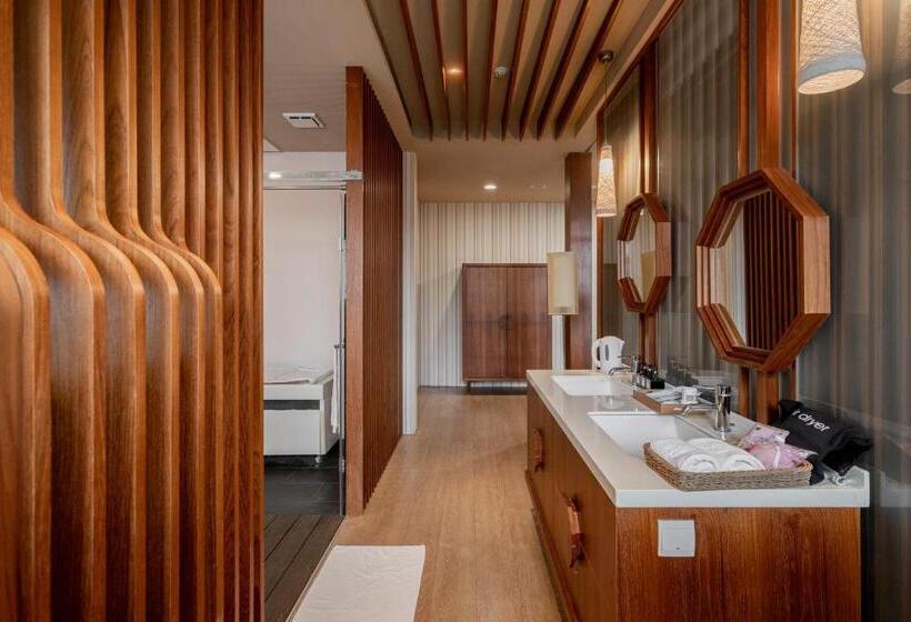 غرفة ديلوكس رباعية, Tian Xia Ju