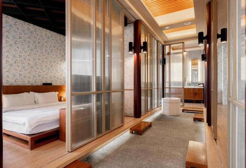 غرفة ديلوكس, Tian Xia Ju