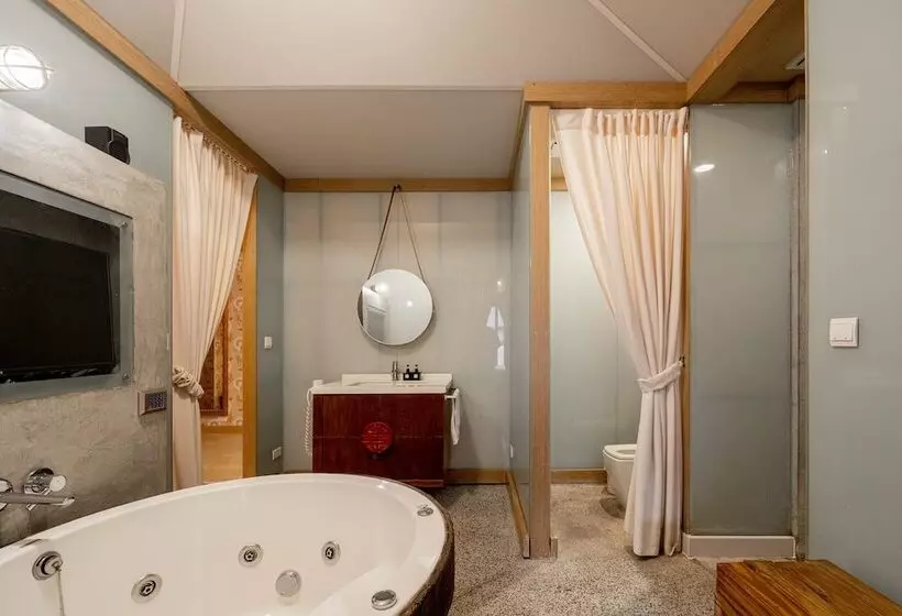 اتاق سوپریور, Tianxiaju Motel