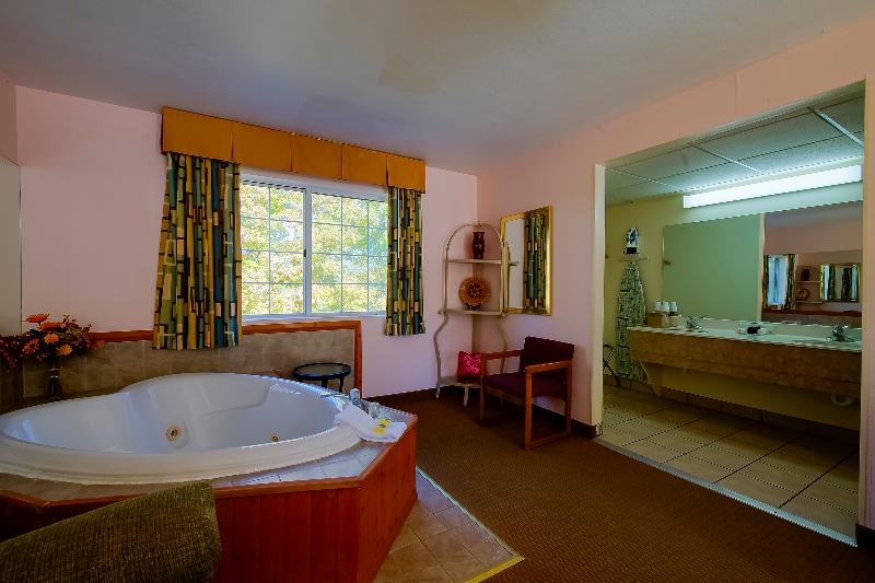 غرفة سوبيريور, Tian Xia Ju