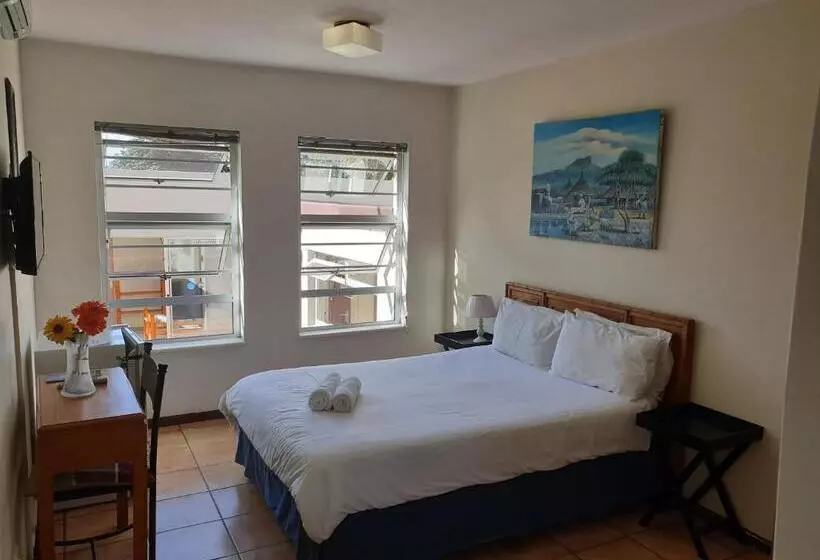 اتاق استاندارد, Amakaya Backpackers Travelers Accommodation