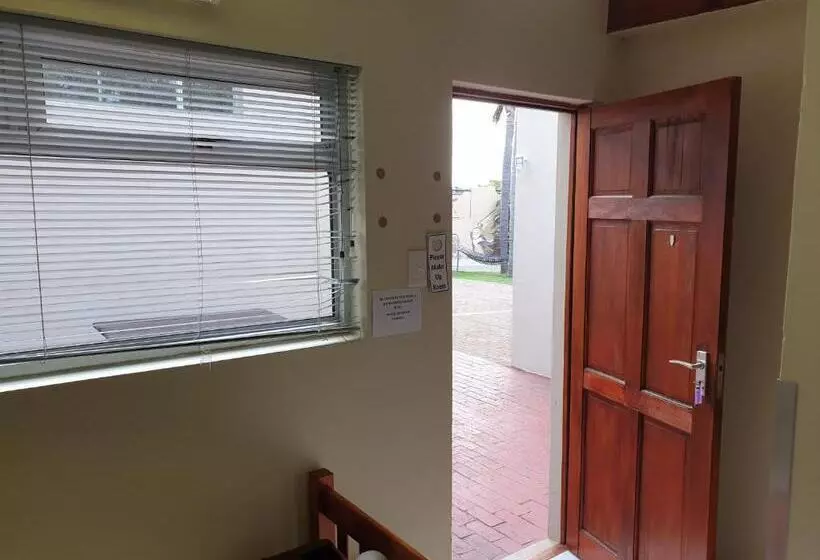 اتاق اکونومی, Amakaya Backpackers Travelers Accommodation