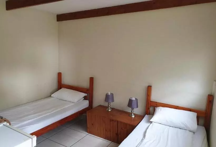 اتاق اکونومی, Amakaya Backpackers Travelers Accommodation