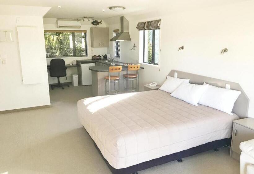 침실 2개 아파트, Avalon Manor Motel