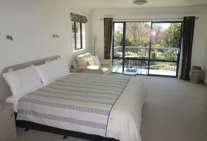 Люкс Повышенной Комфортности, Avalon Manor Motel