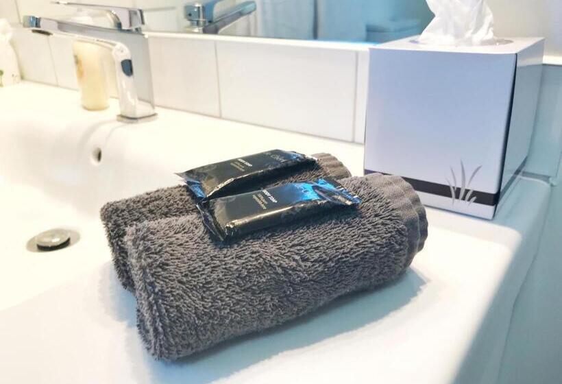 침실 1개 발코니 아파트, Avalon Manor Motel