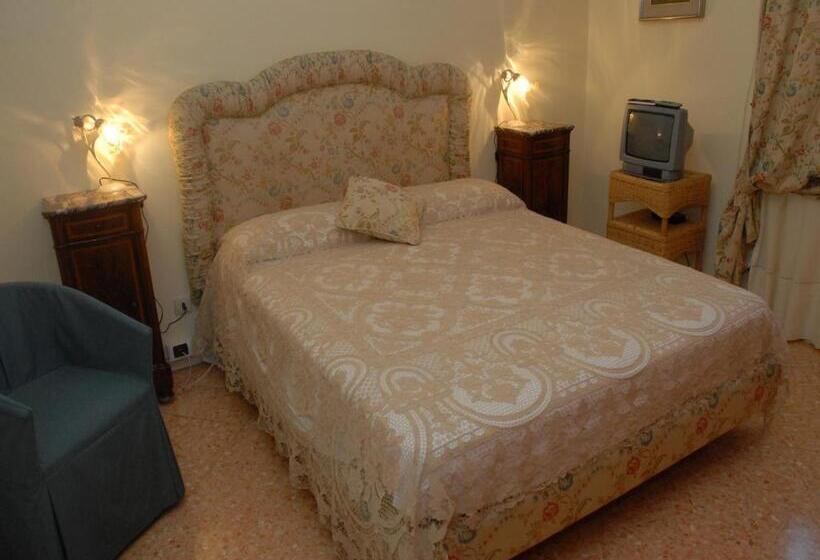 חדר סטנדרט חדר אמבטיה משותף, Casa Rachele