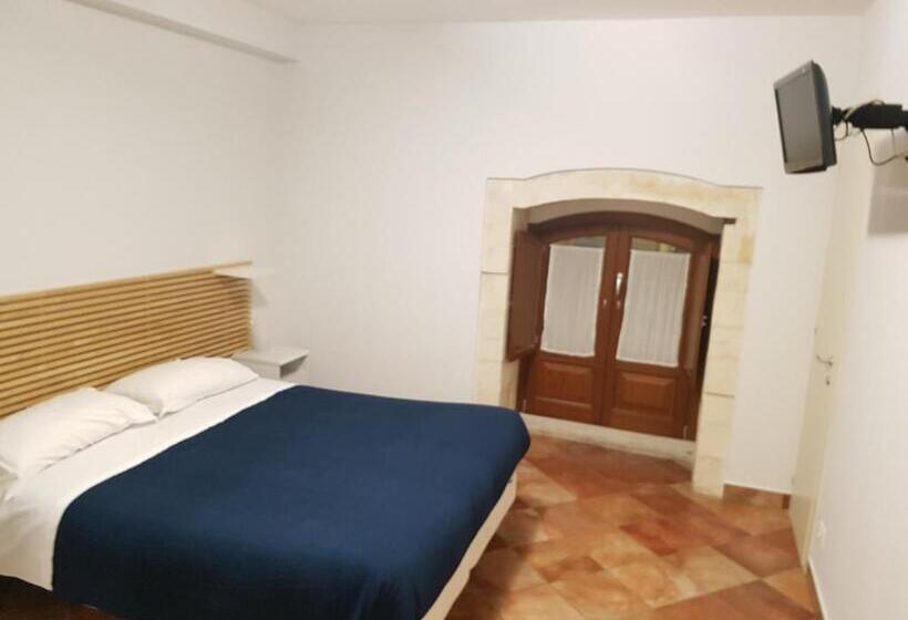 חדר סטנדרט, Iblea Paradise