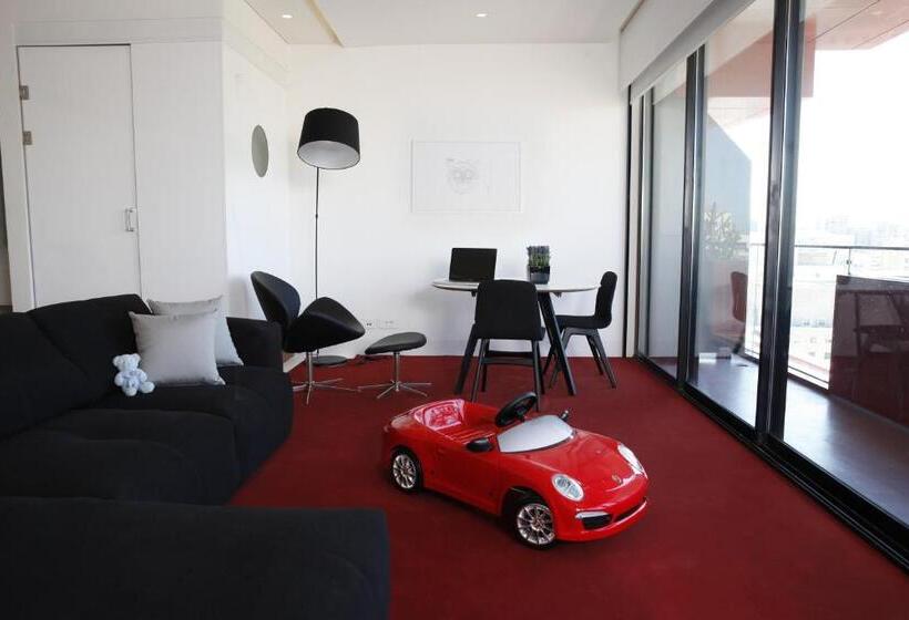 اتاق استاندارد, 1866 Court & Suites