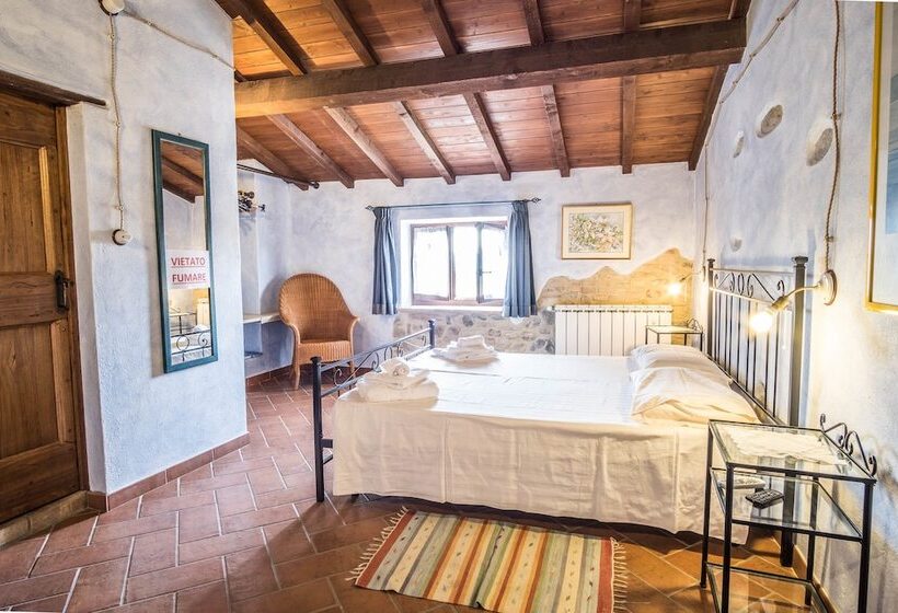 اتاق استاندارد, Agriturismo Goccia Di Luna