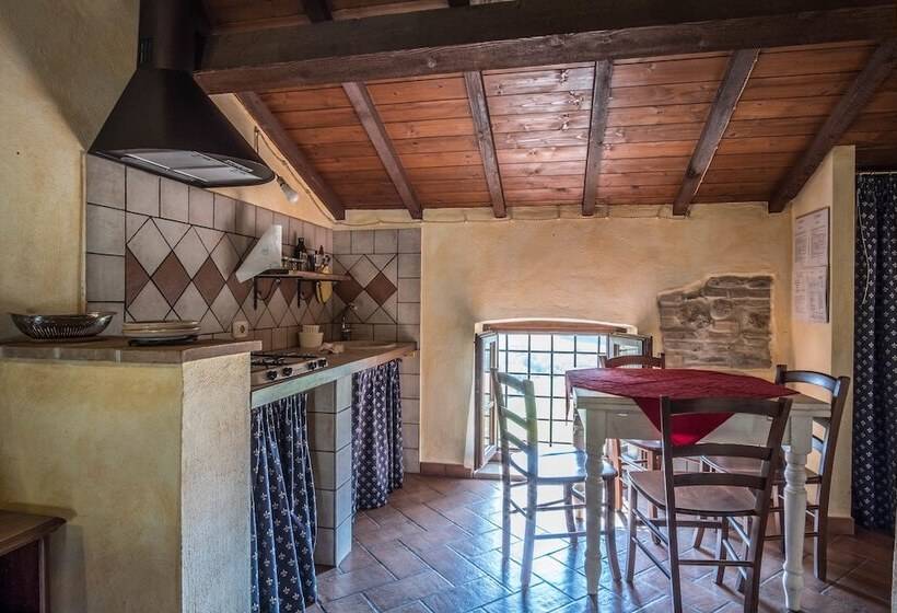 آپارتمان 1 خوابه, Agriturismo Goccia Di Luna