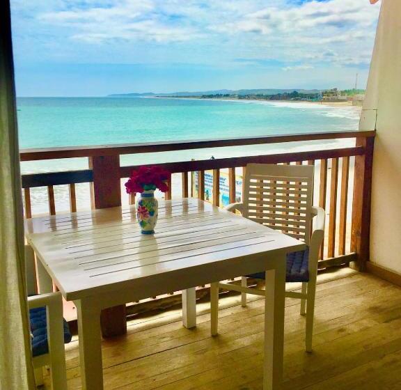 חדר דלוקס נוף לים, Don Giovanni Mancora