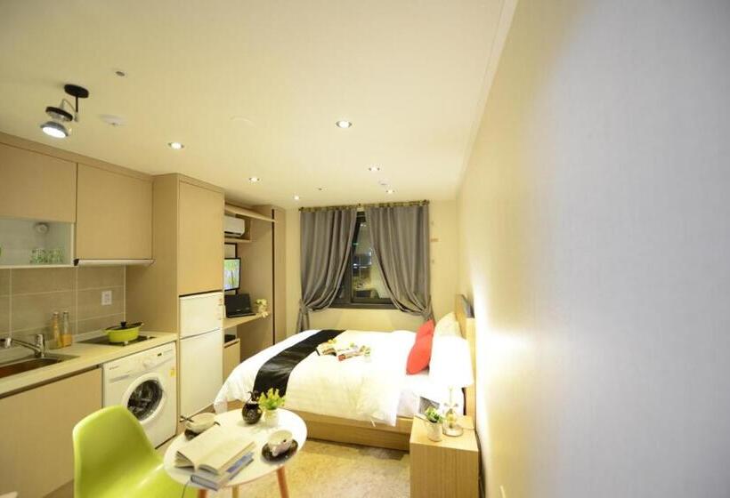 스탠다드 룸, Dunsan Graytone