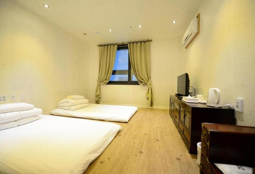 디럭스 룸, Dunsan Graytone