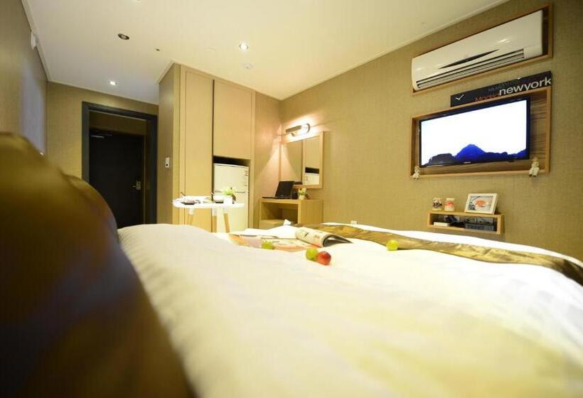 이코노미 싱글 룸, Dunsan Graytone