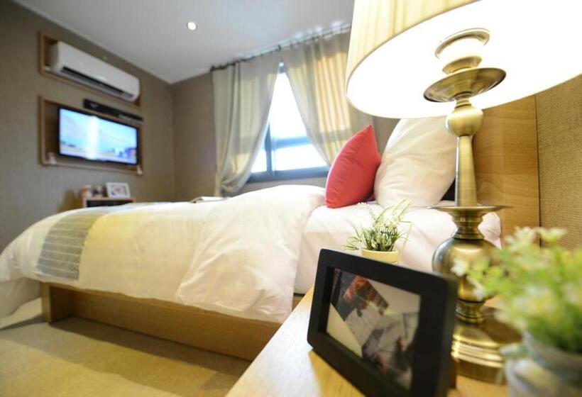 수피리어 룸, Dunsan Graytone