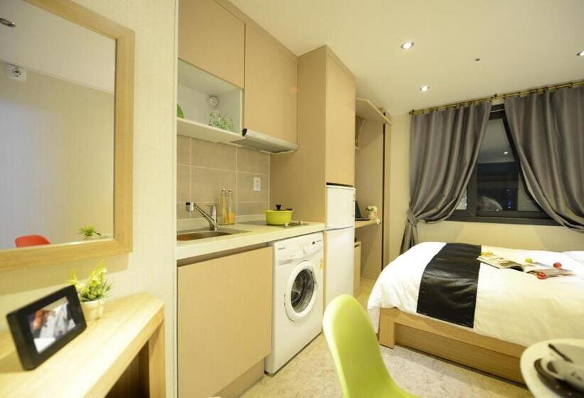 스탠다드 룸, Dunsan Graytone