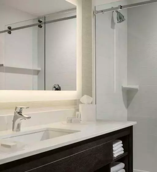 キングサイドベッドのスタンダードワンルーム, Fairfield By Marriott Waterbury Stowe