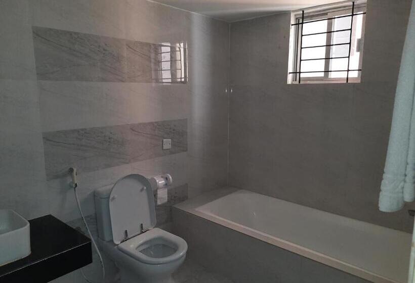 اتاق سوپریور, Garden Residents Uttara Lake View