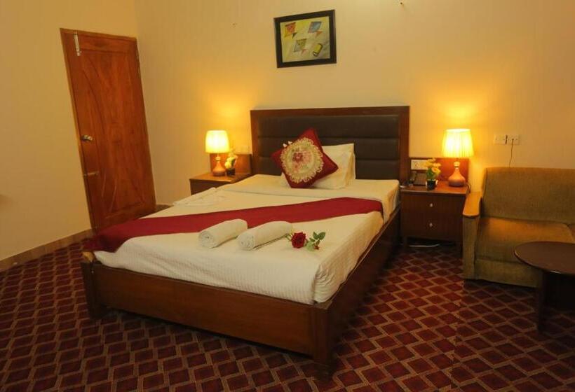 اتاق استاندارد با تخت بزرگ, Garden Residents Uttara Lake View