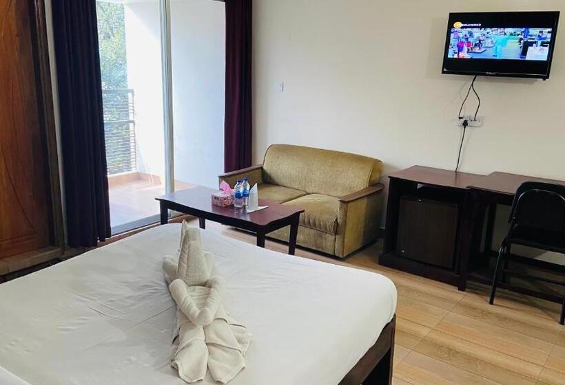 اتاق استاندارد با تخت بزرگ, Garden Residents Uttara Lake View