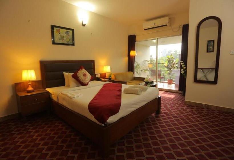 اتاق خانوادگی, Garden Residents Uttara Lake View