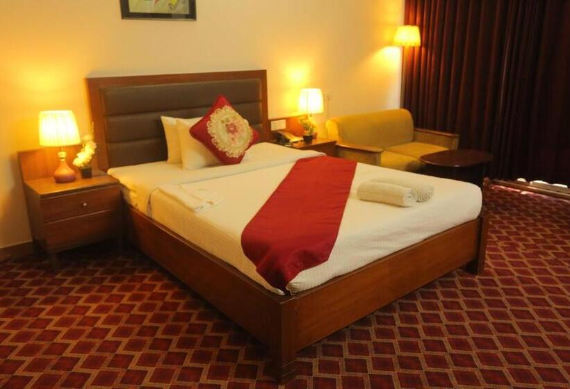 اتاق خانوادگی, Garden Residents Uttara Lake View