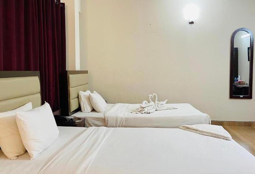 اتاق سوپریور, Garden Residents Uttara Lake View