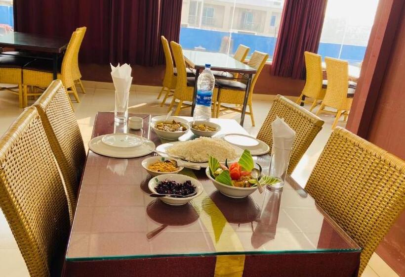 اتاق استاندارد با تخت بزرگ, Garden Residents Uttara Lake View