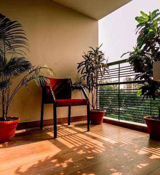 اتاق خانوادگی, Garden Residents Uttara Lake View