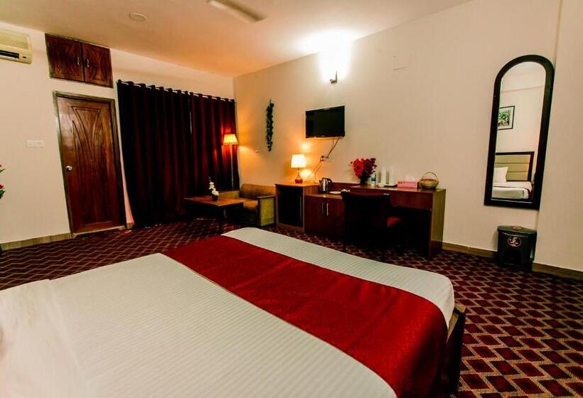 اتاق خانوادگی, Garden Residents Uttara Lake View