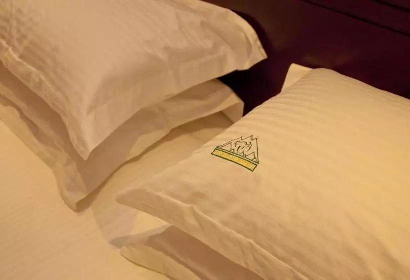 اتاق لوکس, Gorillas Golf