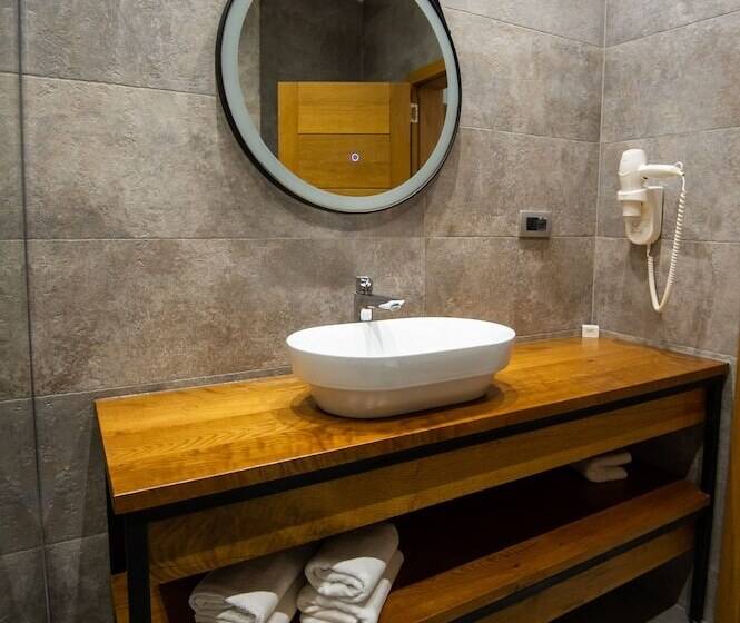 اتاق پریمیوم سه تخته, Grande Casa