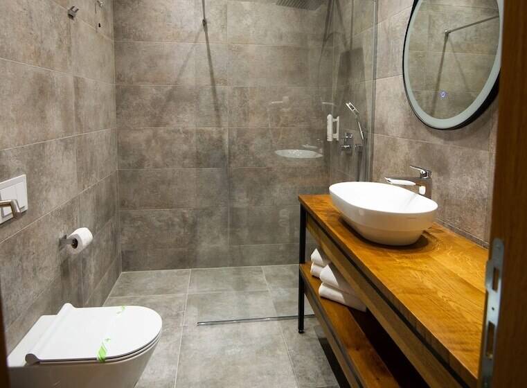 اتاق پریمیوم سه تخته, Grande Casa