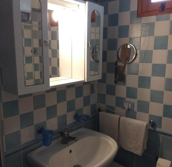 스탠다드 트리플 룸, La Giara