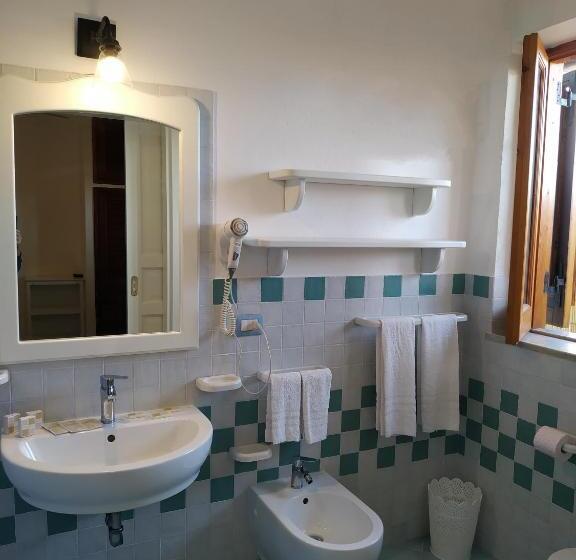 스탠다드 트리플 룸, La Giara