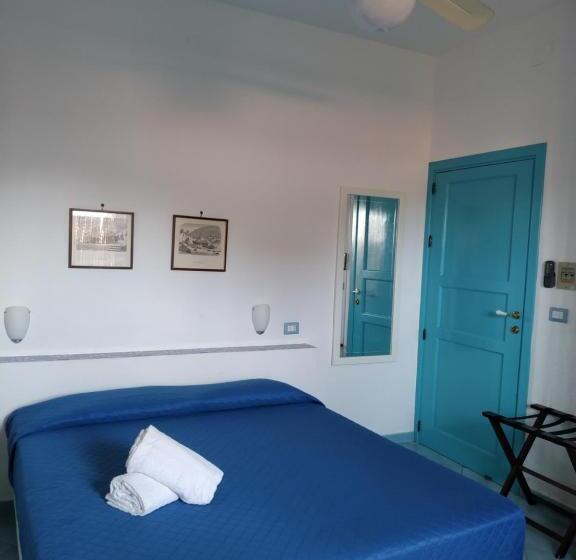 스탠다드 트리플 룸, La Giara