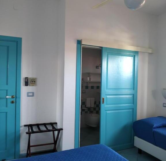 스탠다드 트리플 룸, La Giara