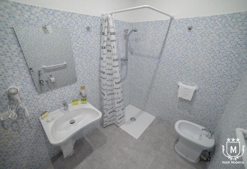 اتاق استاندارد سه نفره, Moderno