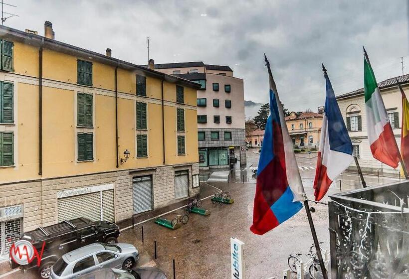 اتاق استاندارد چهار تخته, Moderno