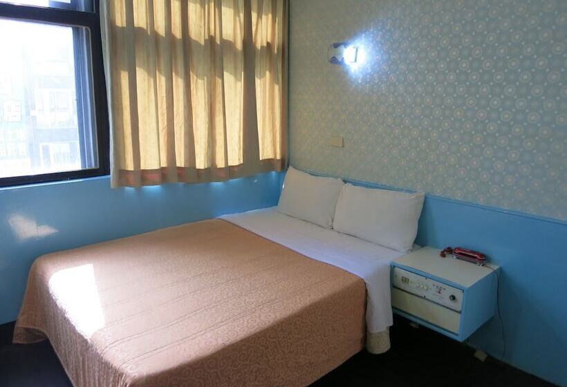 اتاق استاندارد, Reui Chung