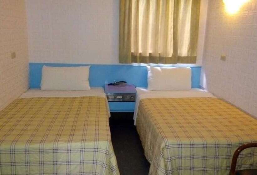 اتاق استاندارد, Reui Chung