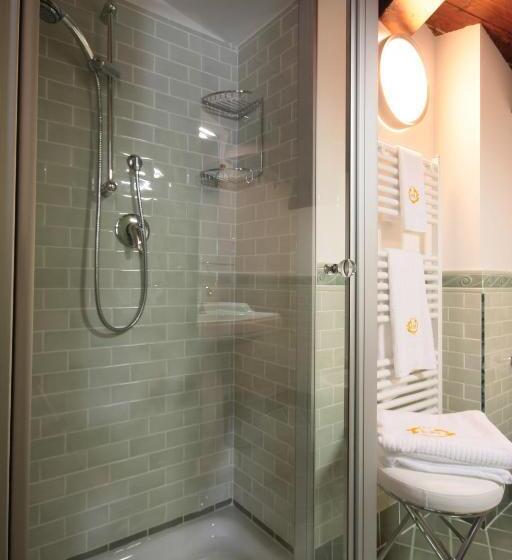 اتاق استاندارد, Rojan