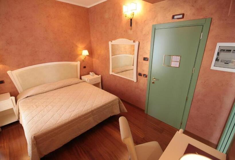 اتاق استاندارد, Rojan