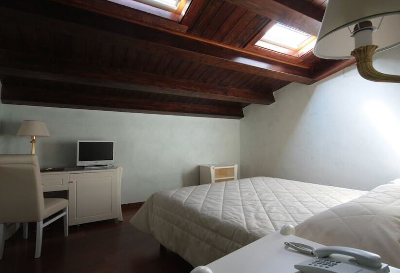 اتاق استاندارد, Rojan